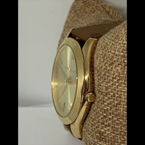 Michael Kors Runway MK3179 Women's Brown Leather Analog Dial Quartz Watch WFH177 - Picture 3 of 11